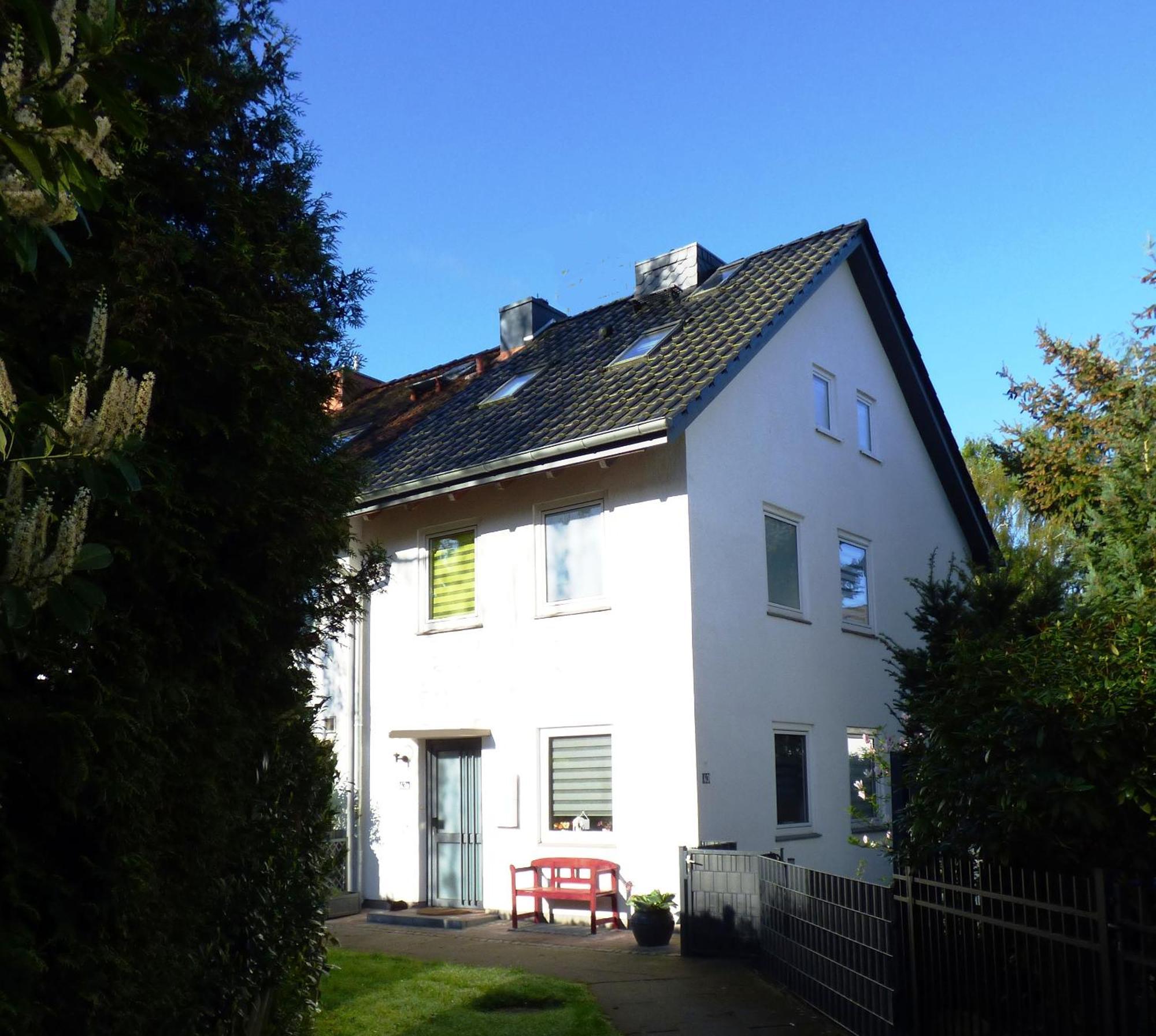 Gästezimmer im Hamburger Norden - nahe EuroFH und ILS Exterior foto